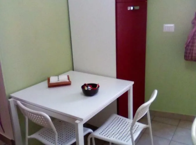Priscilla Bed & Breakfast 3*