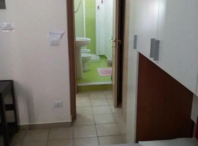 Priscilla Bed & Breakfast 3*